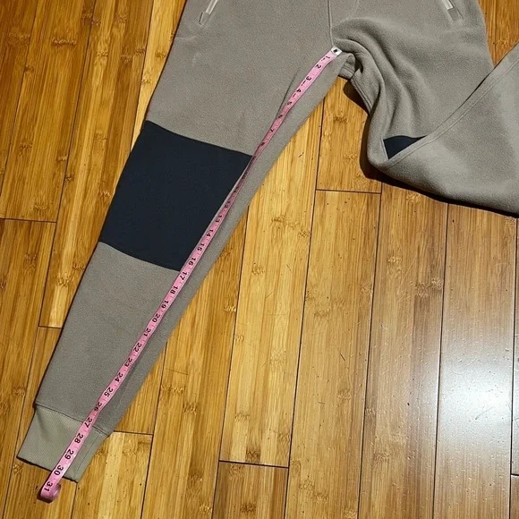 ALO Yoga Polar Fleece Jogger in Gravel Anthracite Size S - Picture 14 of 16